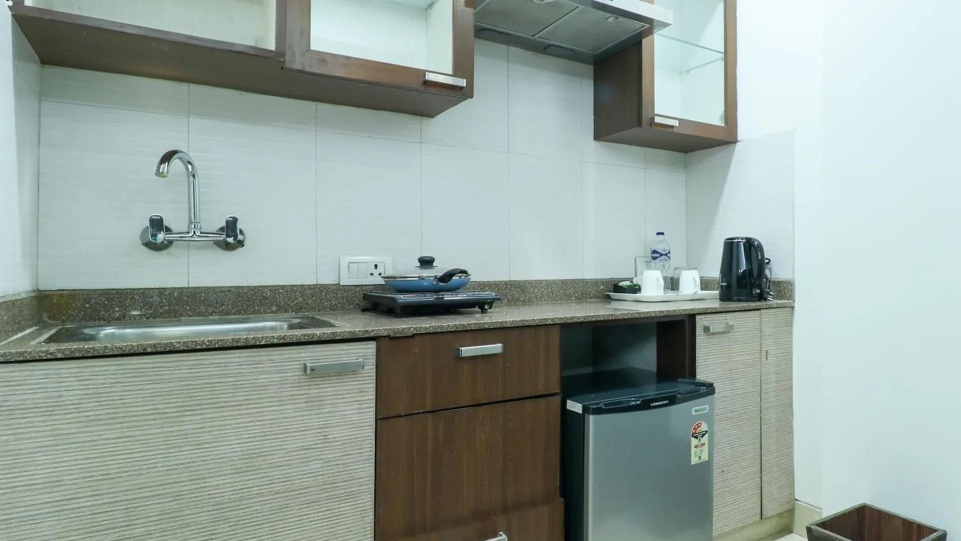 Stunning Studio Apt Gurgaon Close To Mg Road Metro 0*,
